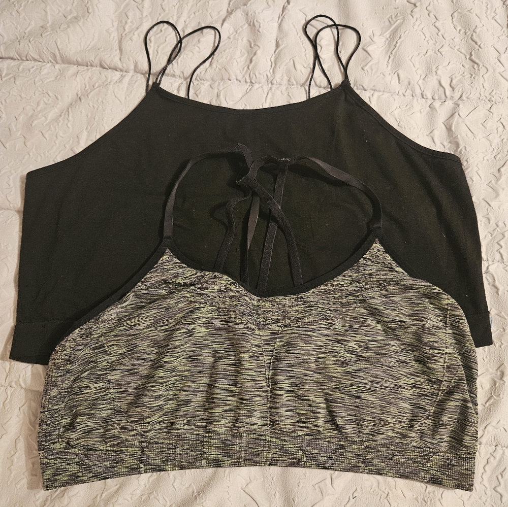 Sports Bra Lot
